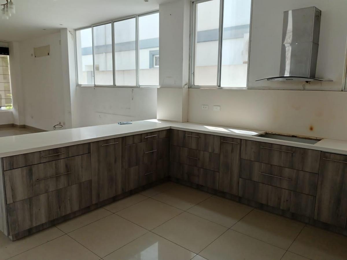 Casa de Venta en La Urb. Santa María de Casa Grande, 3 Dorm., Piscina, Guayas — imagen 6