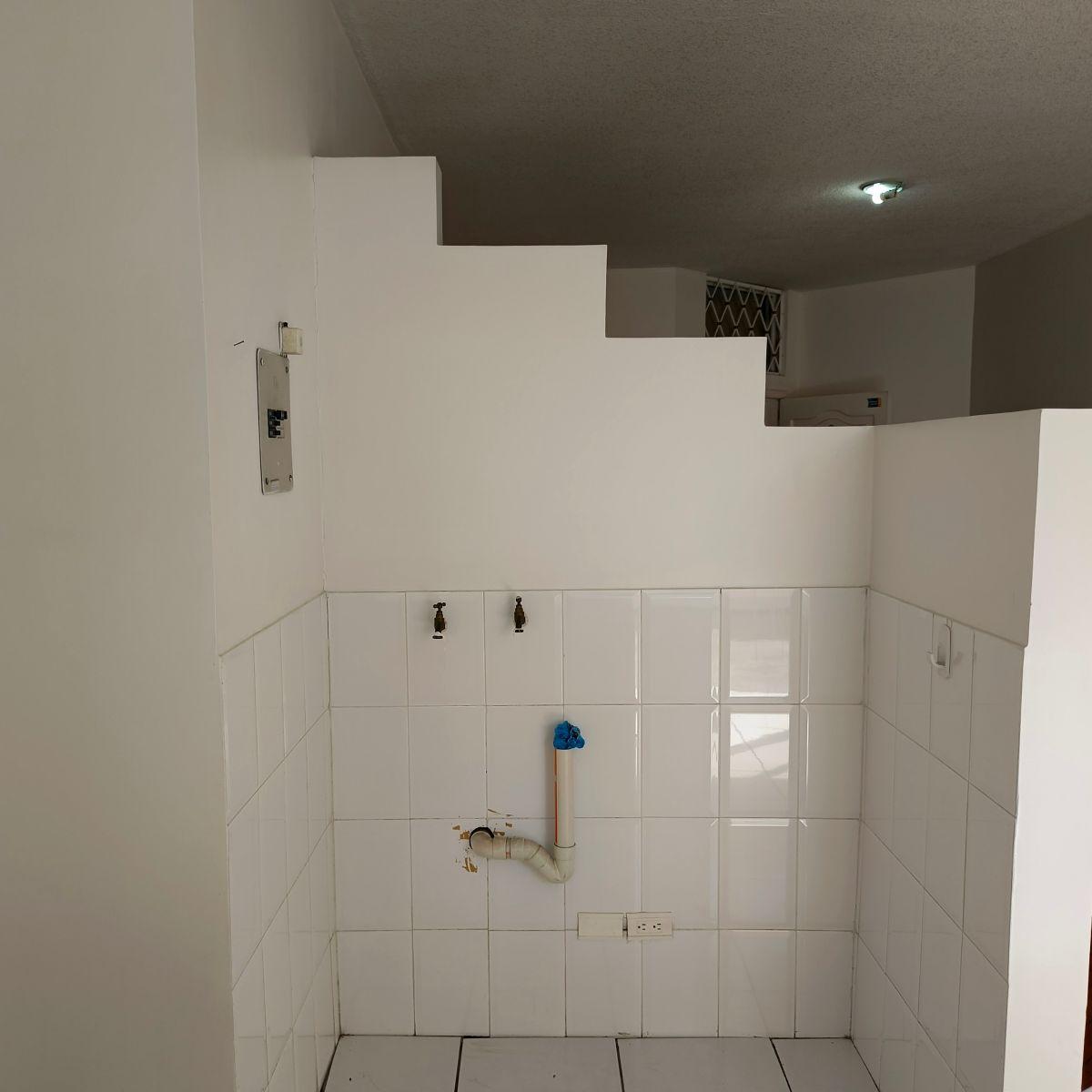 Vaca de Castro Departamento 2 Dorm. con Patio Propio Seguridad — imagen 3