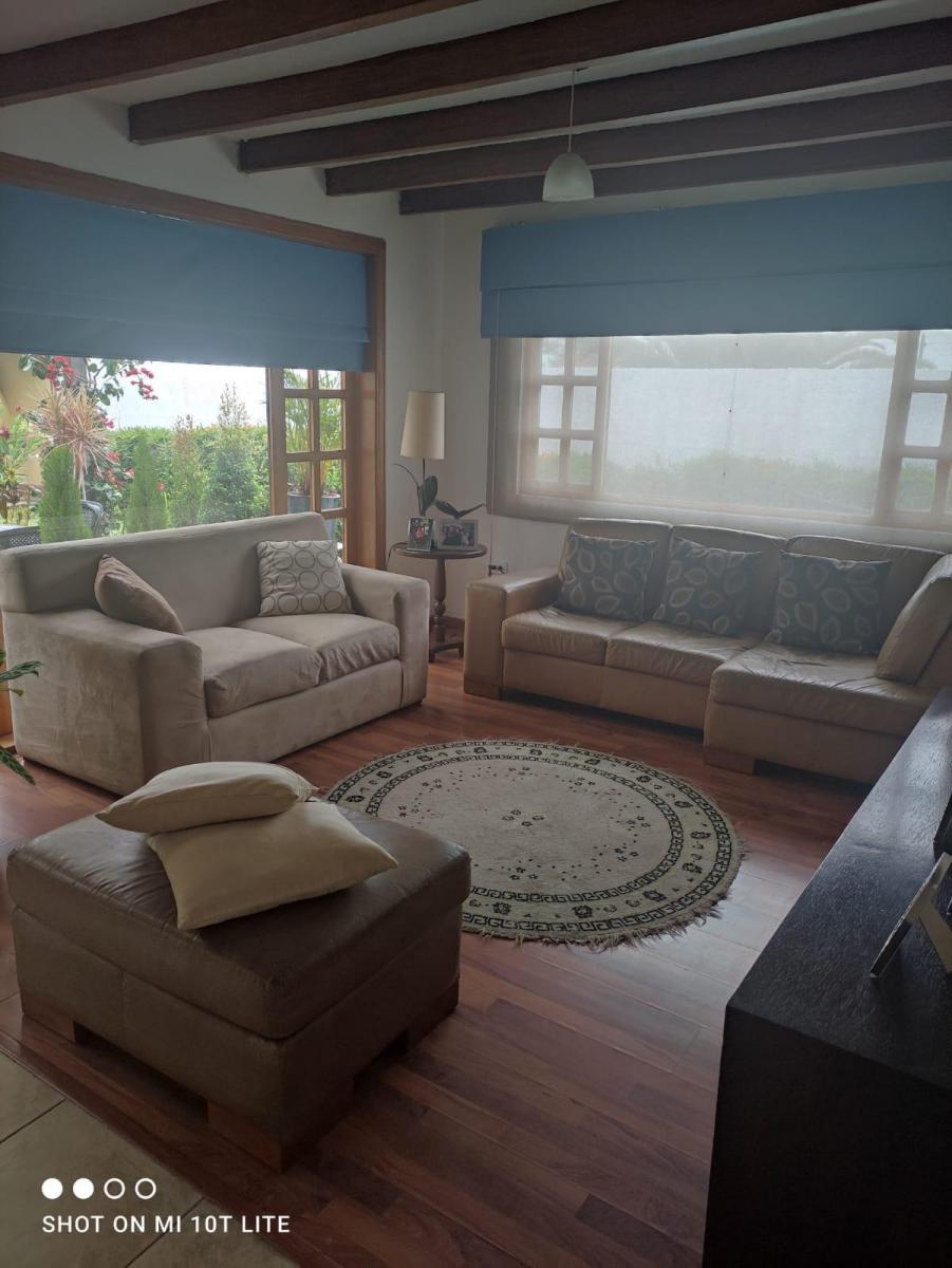 Vende Hermosa Casa de 4 Dorm. en El Valle de Los Chillos de 500 m — imagen 10
