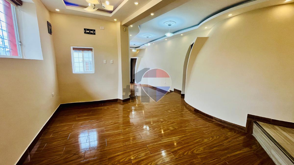 Casa en Venta en Ibarra - Sector Chorlavi: Diseño Unico, Imbabura — imagen 2