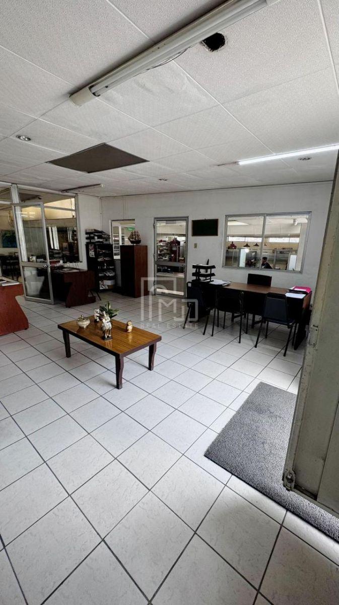 Propiedad Comercial en Venta Av de Las Américas (V3193), Azuay — imagen 7