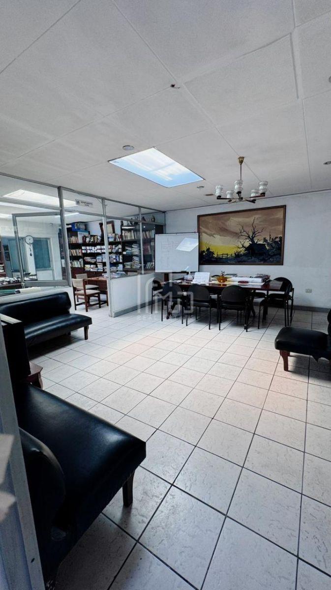 Propiedad Comercial en Venta Av de Las Américas (V3193), Azuay — imagen 6
