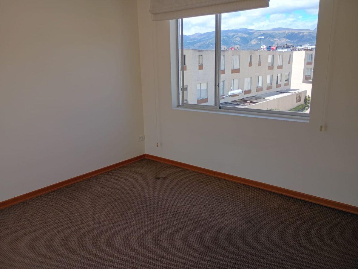 Vendo Casa en Tumbaco – Conjunto Privado Cerca Santa Maria — imagen 2