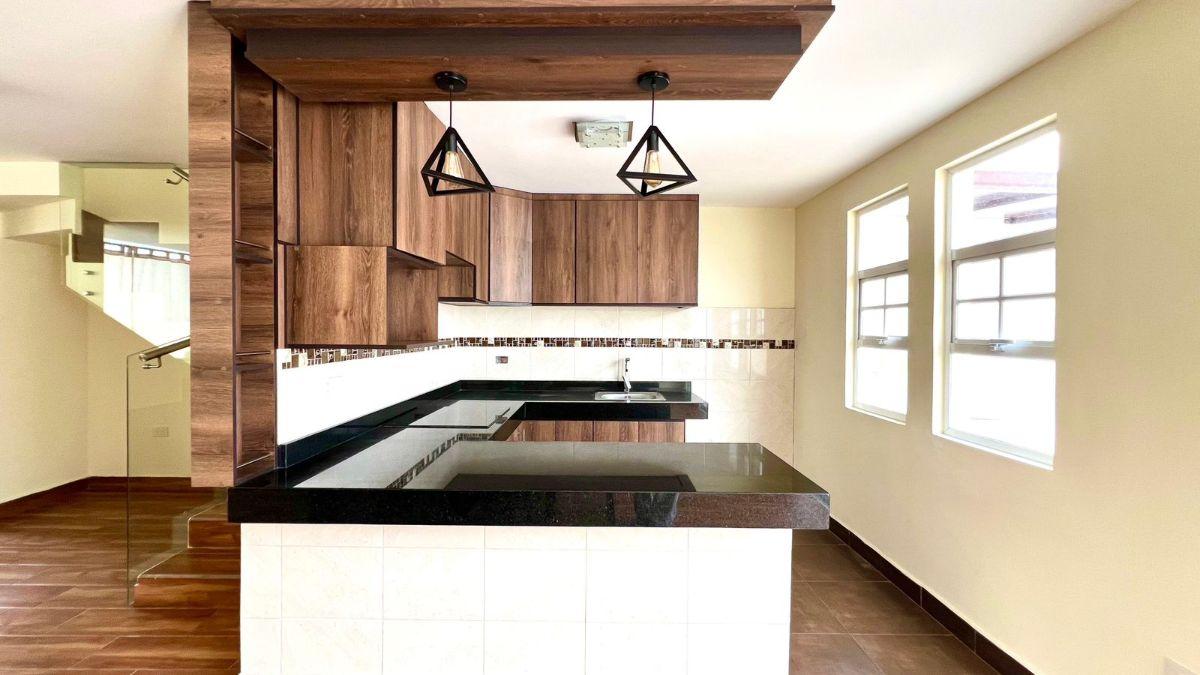 Casa con 182 m² Terreno, 3 Habitaciones en Venta en Centro de Cayambe — imagen 7