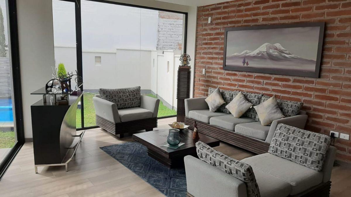 Altavista de Nayon en Venta Casa de 4 Habitaciones — imagen 9
