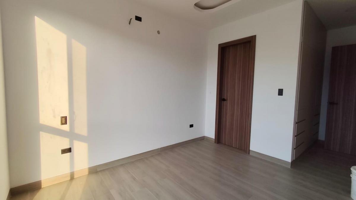 Casa en Venta, Urbanizacion El Condado Vicolinci, Irir, Guayas — imagen 2