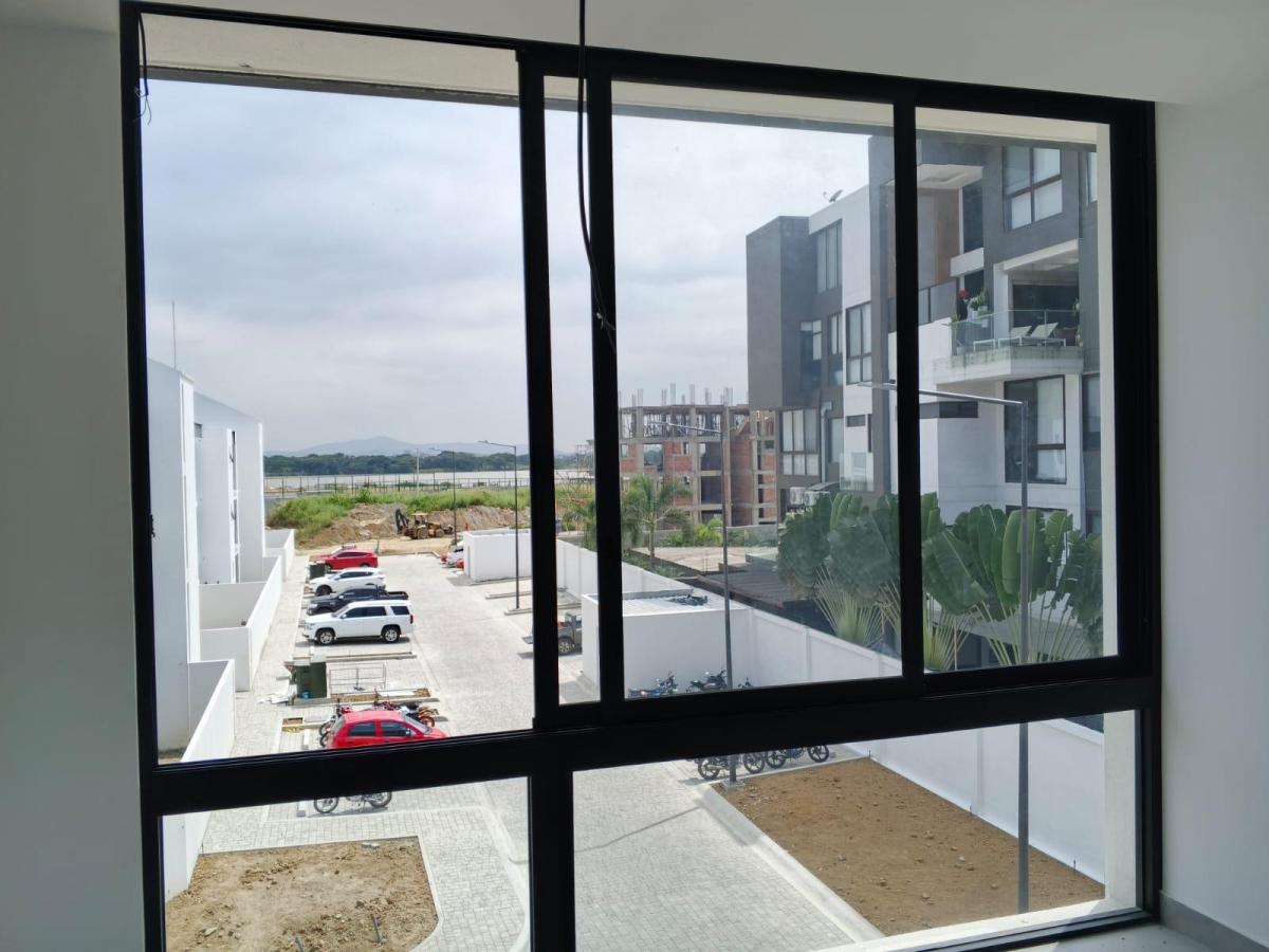 Departamento en Isla Mocoli Icon Bay Edificio 10, Guayas — imagen 6