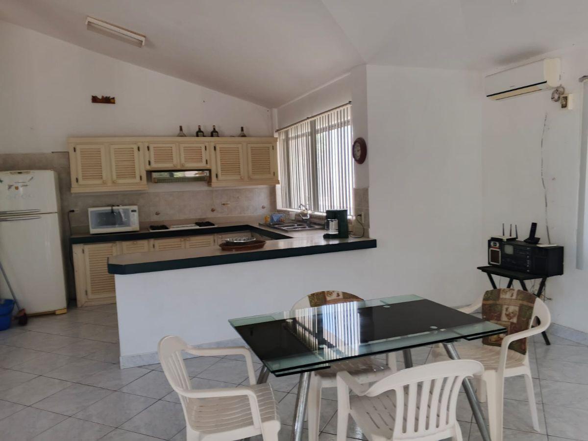 Casa de Venta Amoblada en Tonsupa — imagen 10