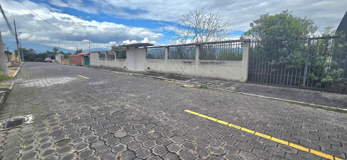 Se Vende Terreno en El Valle de Los Chillos — imagen 10