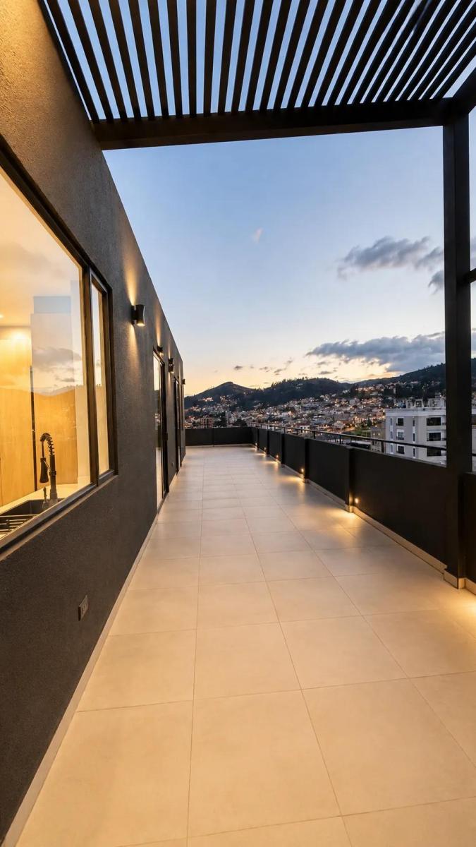 Penthouse con Vista Panorámica en Venta en Cuenca, Control Sur, 3 Dorm., Azuay — imagen 7