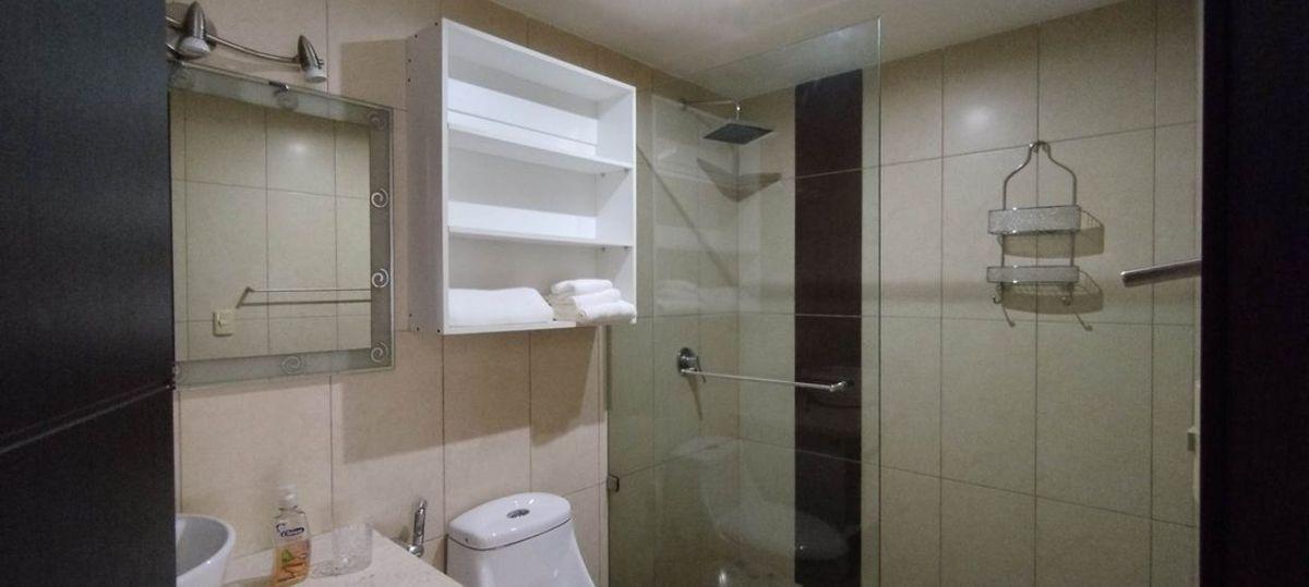 Venta de Departamento Bellini 2 Suite Amoblada A. Blum, Guayas — imagen 2