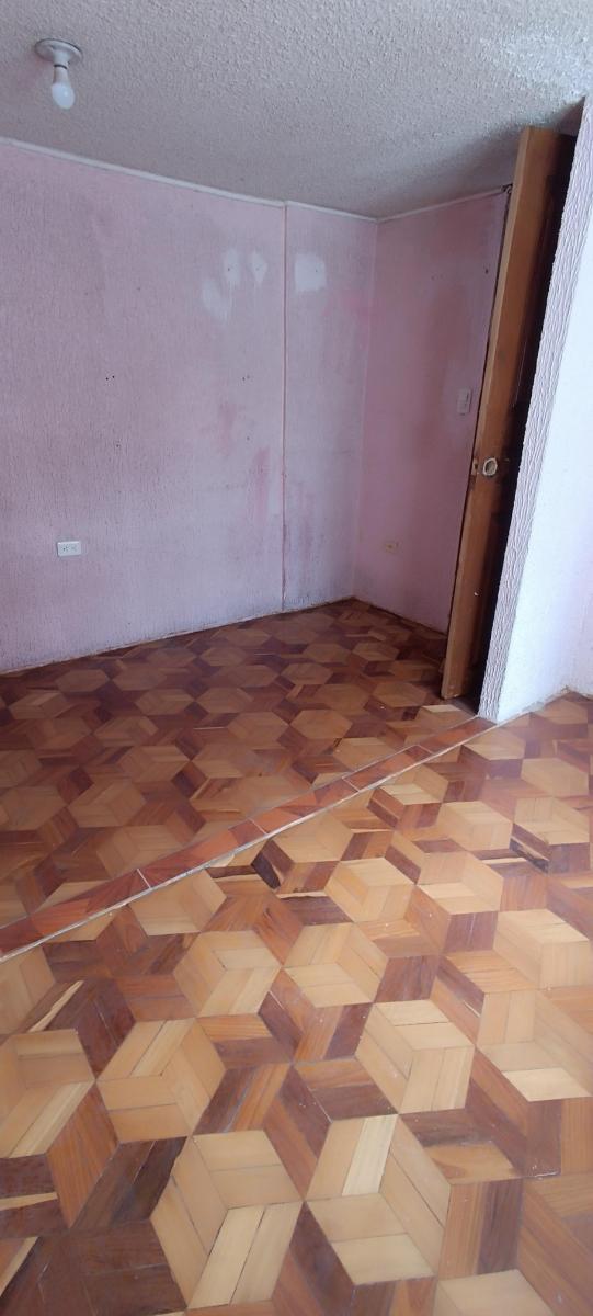 Calderon Renta Casa Rentera Tres Departamentos — imagen 6