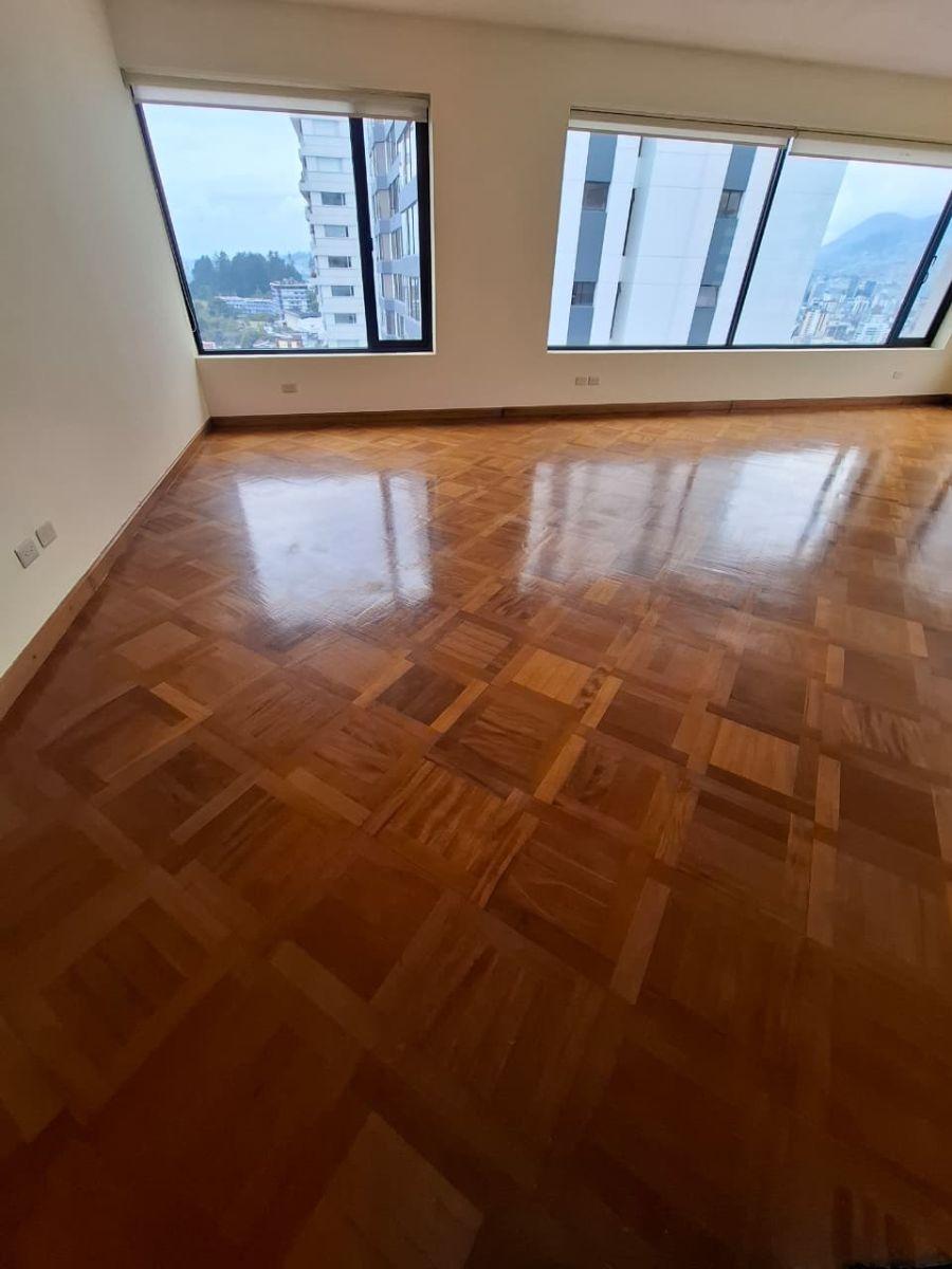 Rento / Vendo Departamento con Vista Espectacular – González Suárez — imagen 8