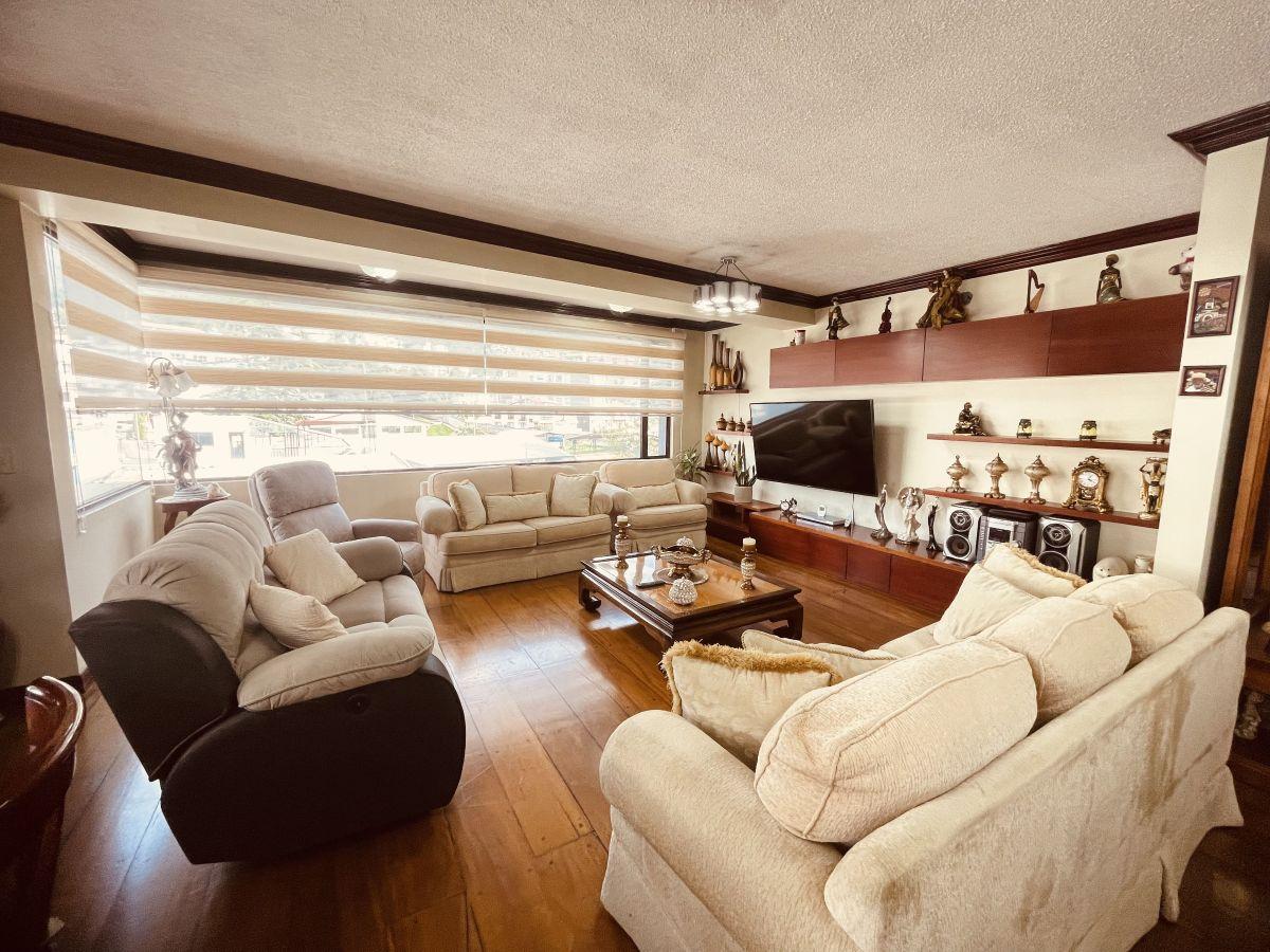 En Venta Amplio Departamento de 191 m² con Vista Privilegiada y en Una Zona Exclusiva — imagen 8