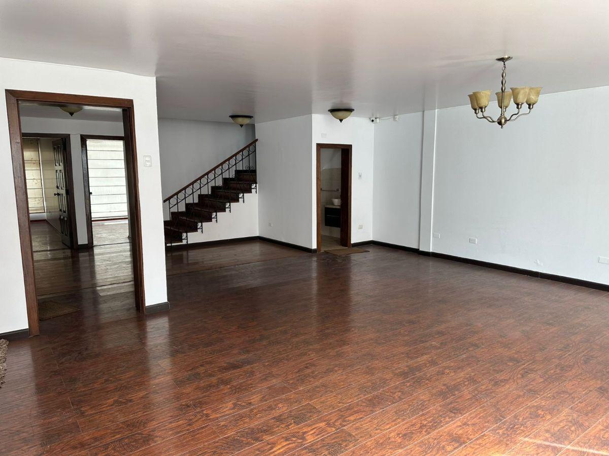 Casa de Venta Sector 12 de Octubre — imagen 9