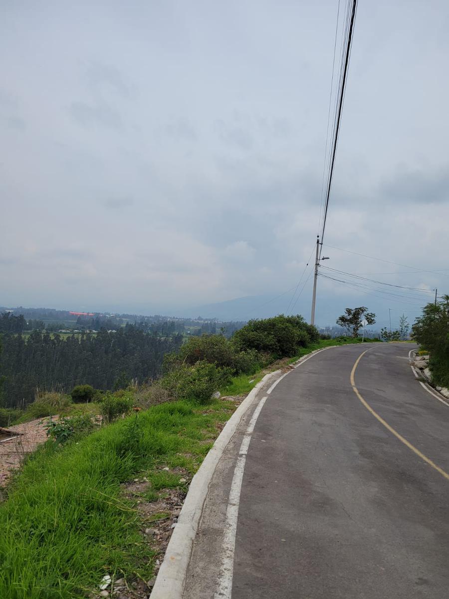 Terreno en Venta con Vista Panoramica Valle de Cumbaya — imagen 4