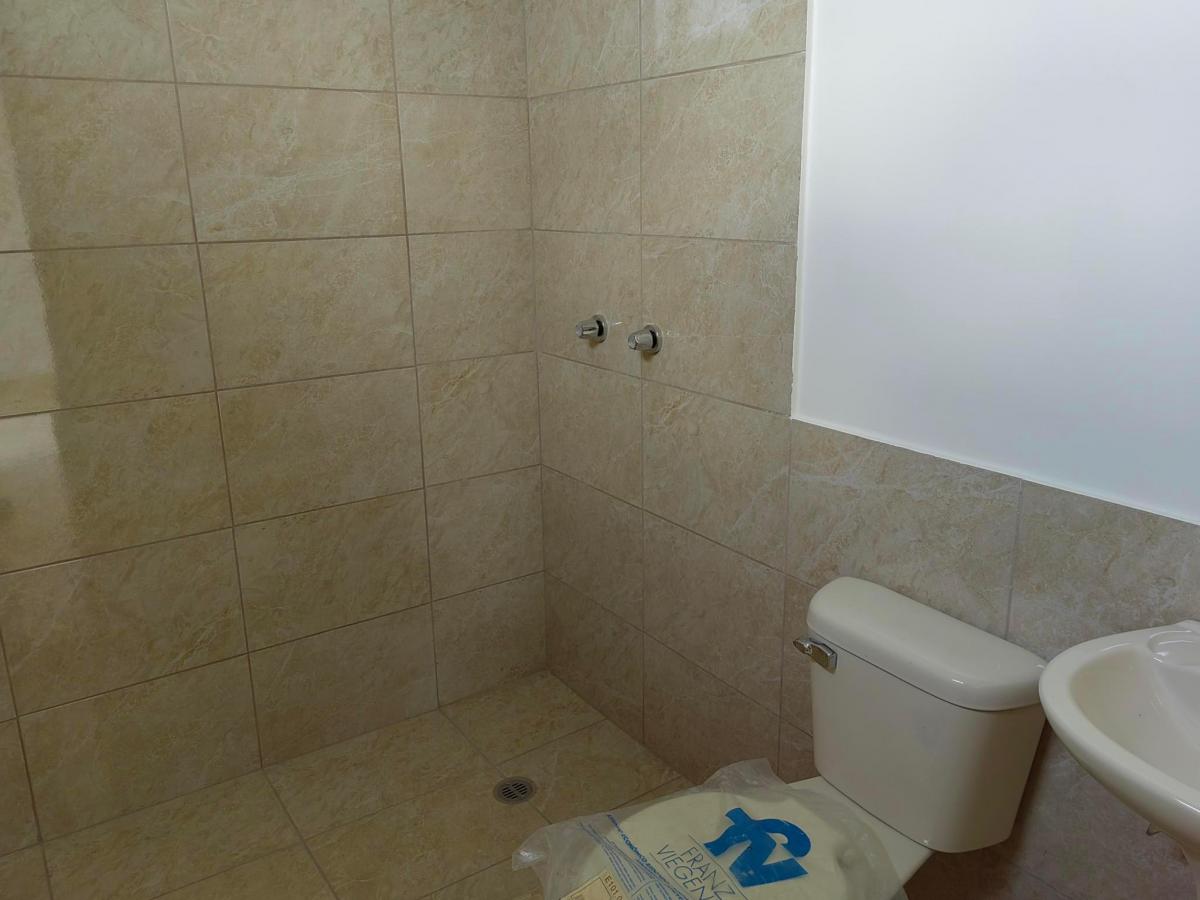 Casa de Venta en La Urbanización Durán City, 3 Dorm., por Estrenar. Guayas — imagen 2