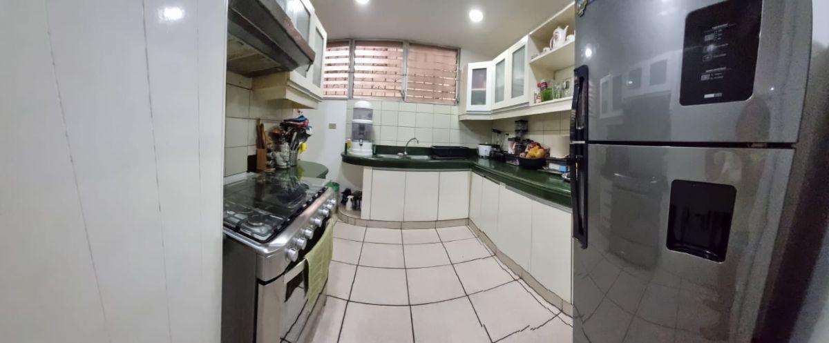 Vendo Departamento Urdesa Norte Planta Baja Vista Panorámica El Estero. Guayas — imagen 10