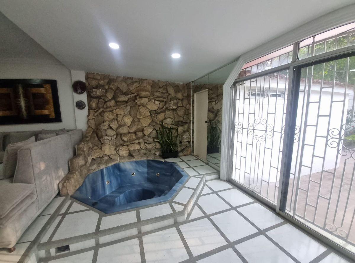Vendo Departamento Urdesa Norte Planta Baja Vista Panorámica El Estero. Guayas — imagen 8