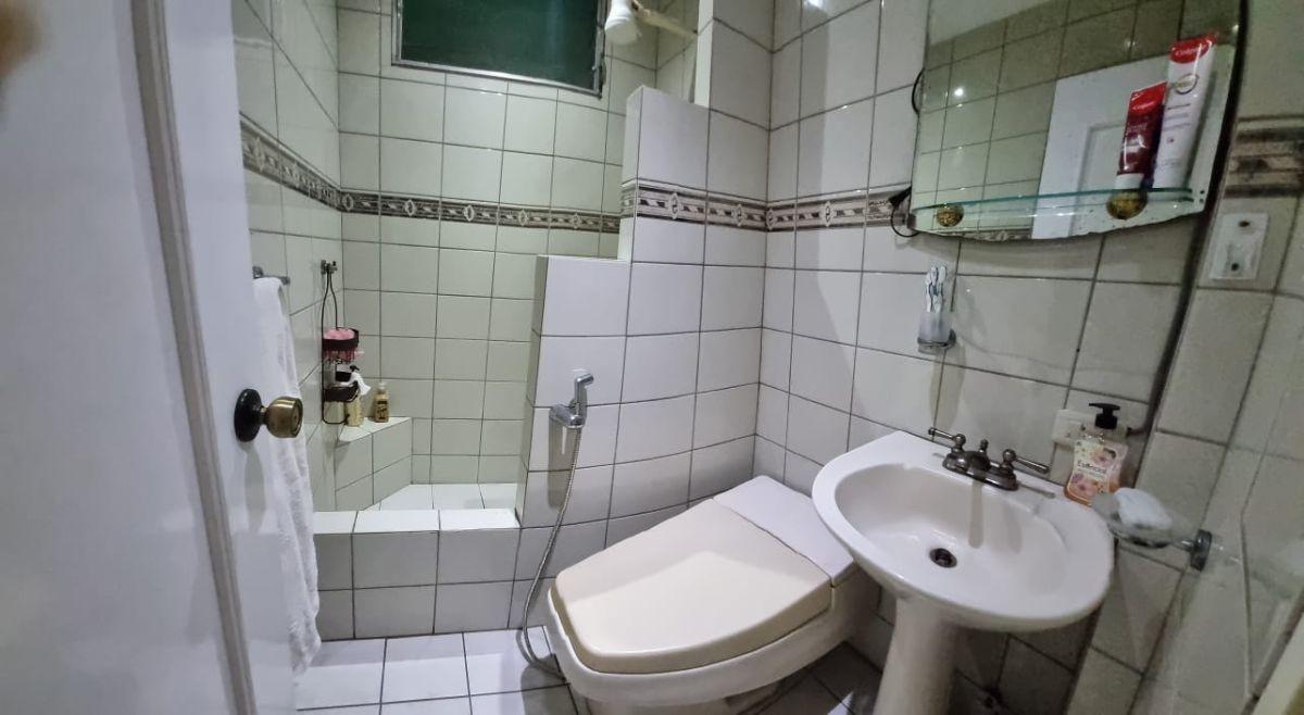 Vendo Departamento Urdesa Norte Planta Baja Vista Panorámica El Estero. Guayas — imagen 4