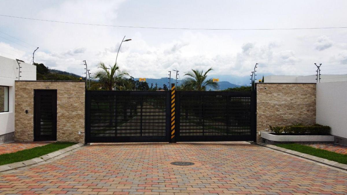 Terreno de Venta Dentro de Urbanización en Tumbaco — imagen 10