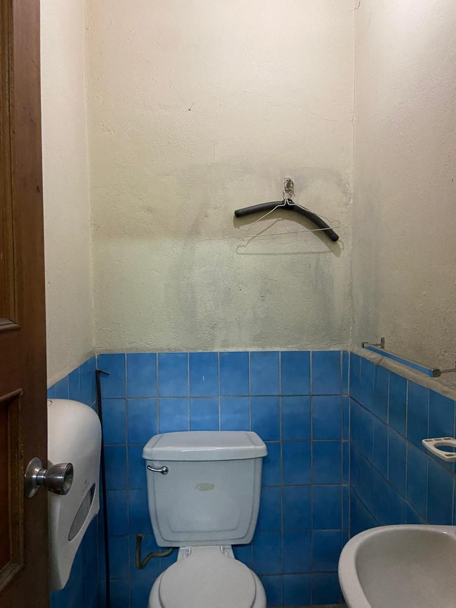 Casa Rentera, Sector Mercado 3 de Noviembre, Azuay — imagen 7