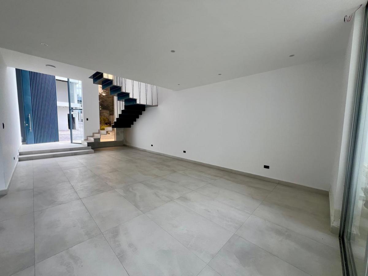Mv - Sector Pacho Salas - Tumbaco, en Venta Casa 3d 249,82 m² en Conjunto Privado — imagen 7