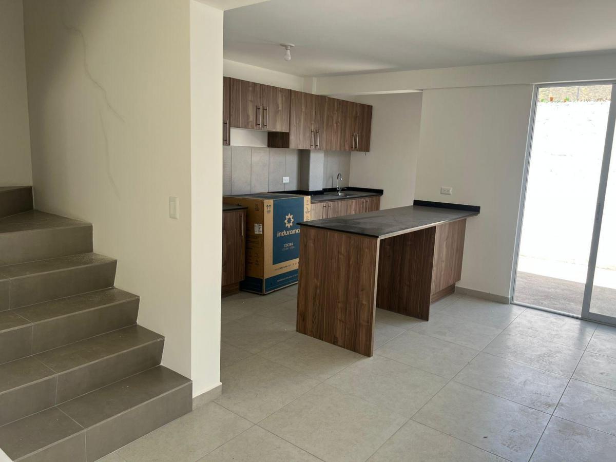 Casa a Estrenar en Venta, Pomasqui — imagen 8