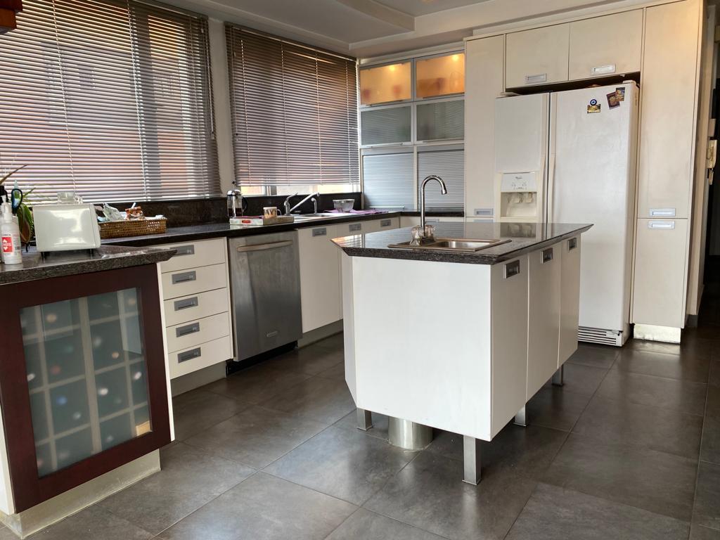 Vendo Hermoso Departamento - Quito Tenis — imagen 2