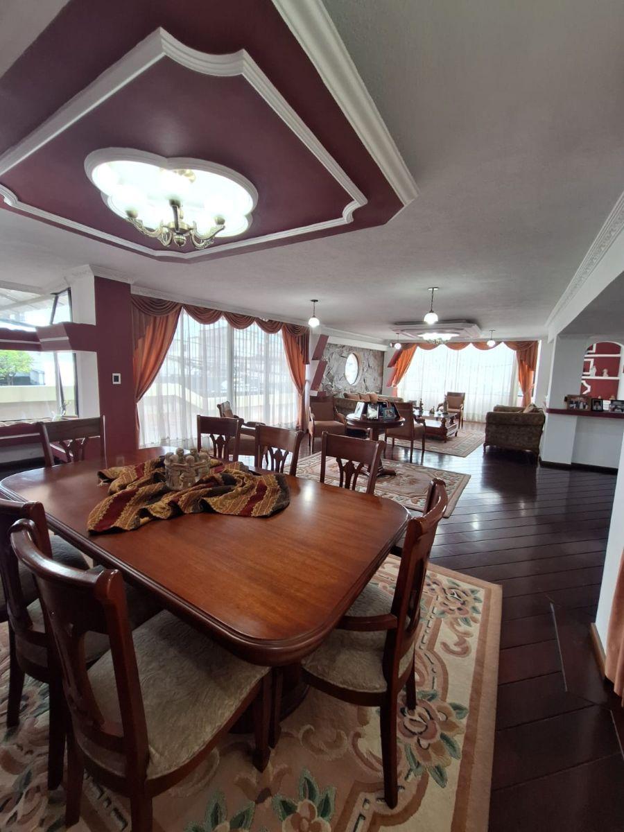 Venta Casa Rentera con 2 Locales Comerciales – Sector El Morlán Quito — imagen 9
