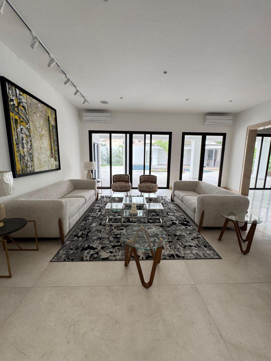 Casa con 650 m² Terreno, 4 Recámaras en Venta y Alquiler, Samborondón Remodelada, Guayas — imagen 10