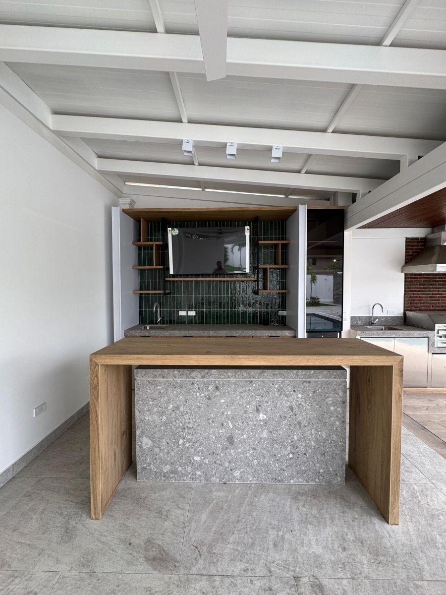 Casa con 650 m² Terreno, 4 Recámaras en Venta y Alquiler, Samborondón Remodelada, Guayas — imagen 7
