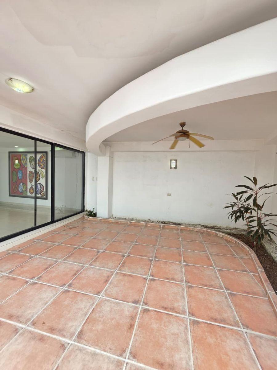 Samborondón Km 2.5 Urb El Alamo Amplia Casa en Venta, Guayas — imagen 10