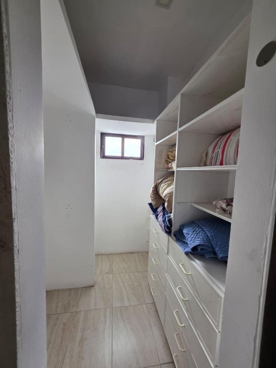 Samborondón Km 2.5 Urb El Alamo Amplia Casa en Venta, Guayas — imagen 9