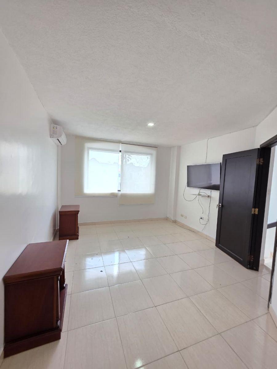 Samborondón Km 2.5 Urb El Alamo Amplia Casa en Venta, Guayas — imagen 6