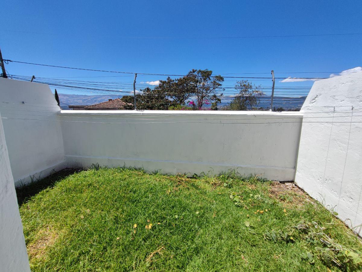 H/ Conocoto, Casa en Venta 61900 Usd — imagen 3