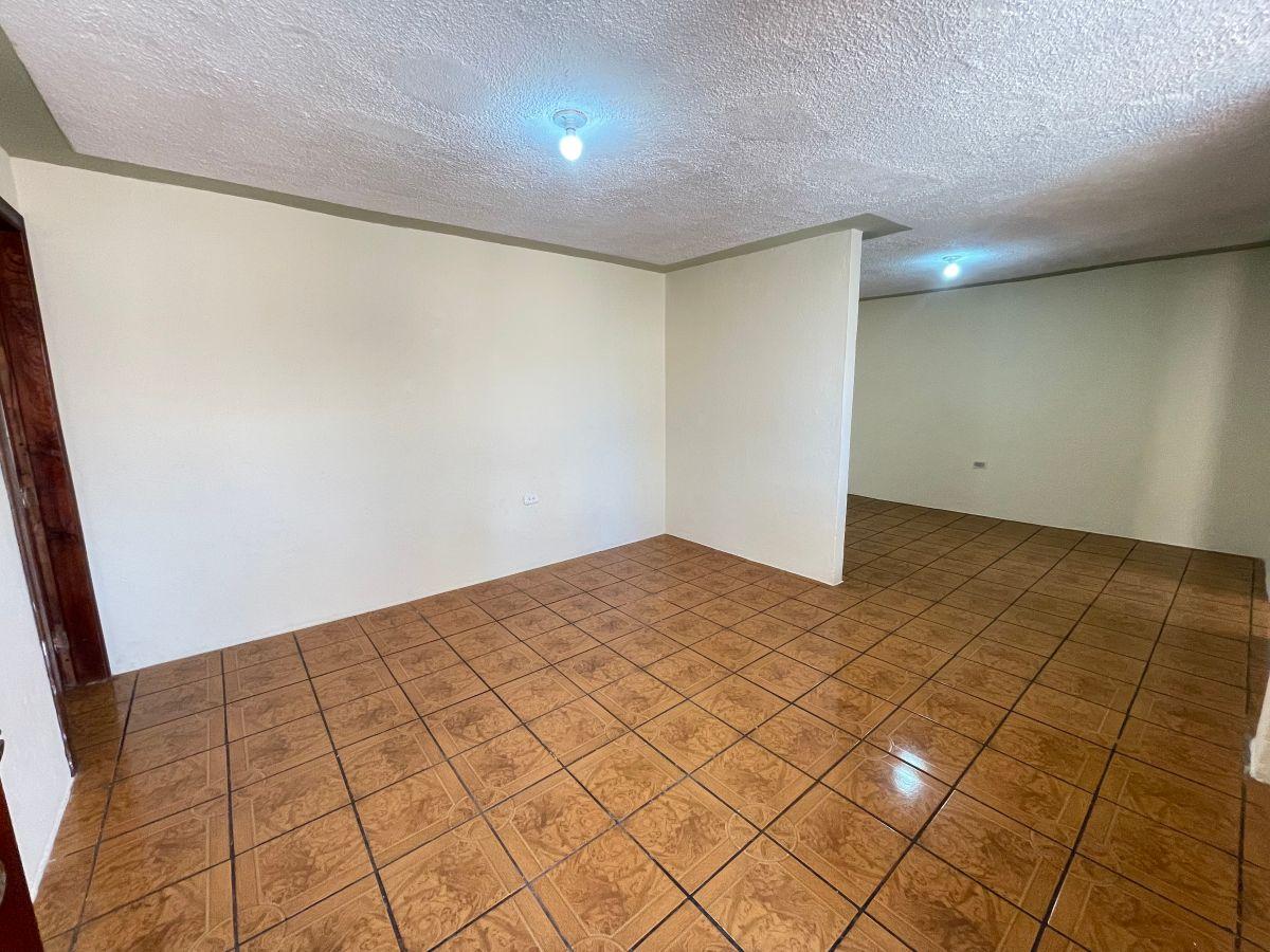 Casa Rentera en Venta - Sector Yacucalle, Ibarra, Imbabura — imagen 2