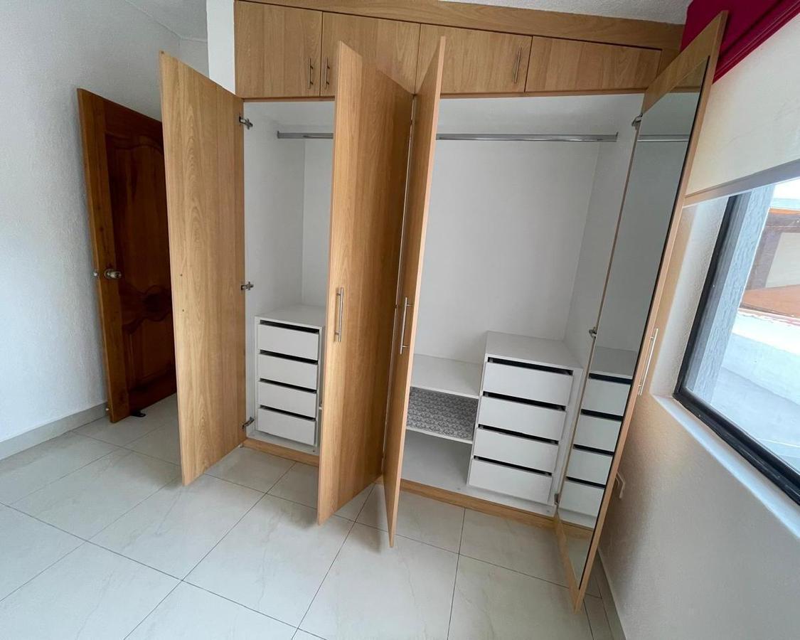 Vendo Casa de 4 Habitaciones en Conjunto Familiar - Tumbaco - *mm* — imagen 5