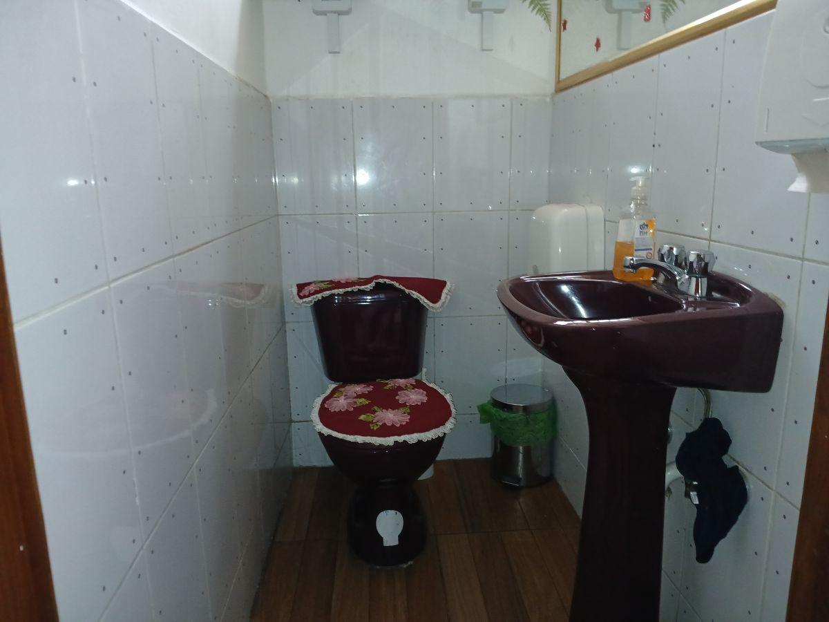 Oportunidad de Inversión: Casa de 3 Niveles con Amplios Ambientes en El Sector 23 de Junio — imagen 6