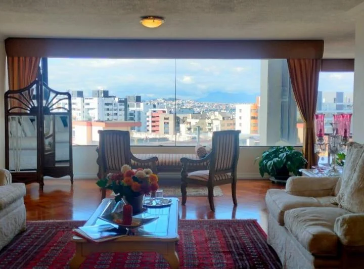 En Venta Departamento Quito Tenis. Cerca Al C. C. El Bosque. Linda Vista — imagen 1