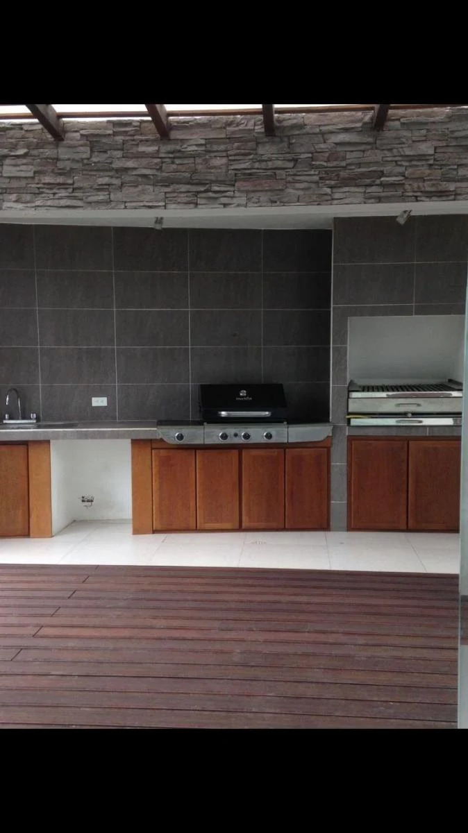 Casa en Venta Urb. San Germán - Av Ilalo Los Chillos Terreno 454 m² Construcción 360 m² — imagen 8