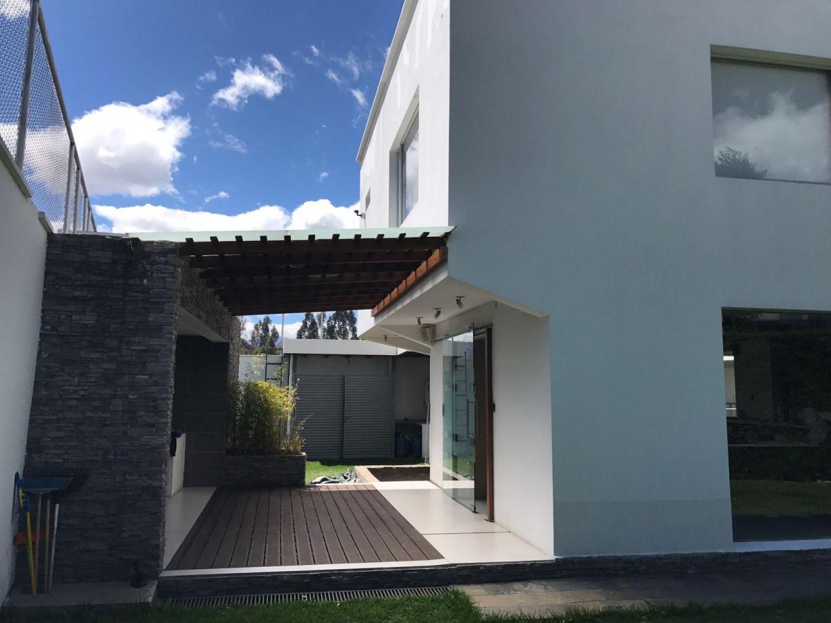 Casa en Venta Urb. San Germán - Av Ilalo Los Chillos Terreno 454 m² Construcción 360 m² — imagen 7