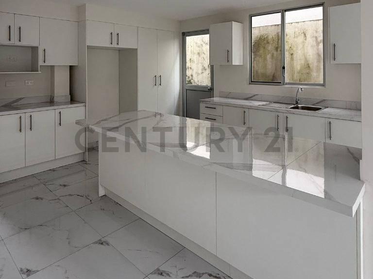 Venta de Casa por Estrenar en Millenium Village, Guayas — imagen 8