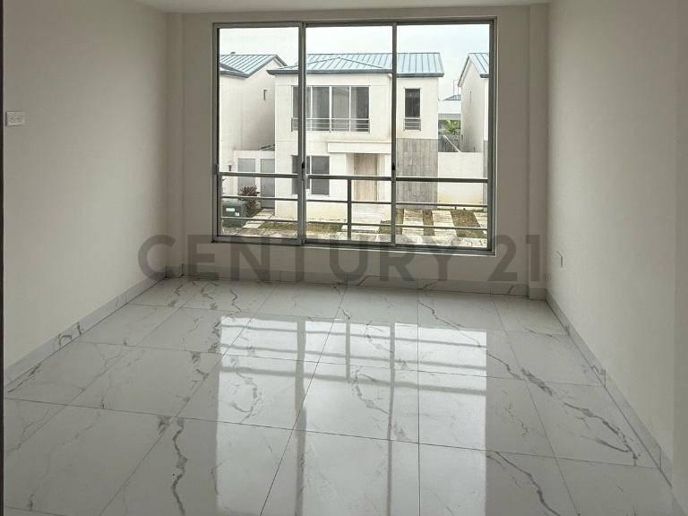 Venta de Casa por Estrenar en Millenium Village, Guayas — imagen 6