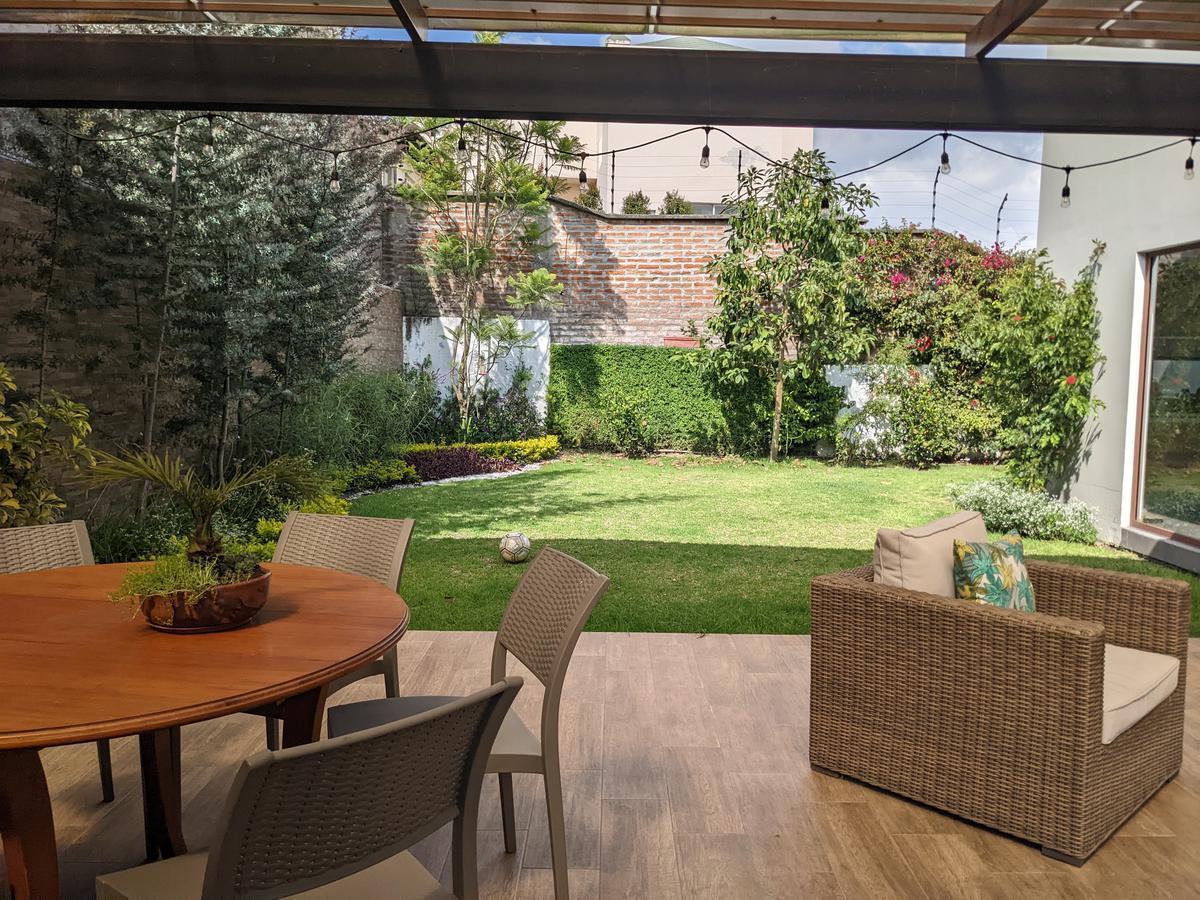Espectacular Casa 3 Dorm. (Opción a 4), Amplios Jardines, Urbanización Privada, Nayón — imagen 7