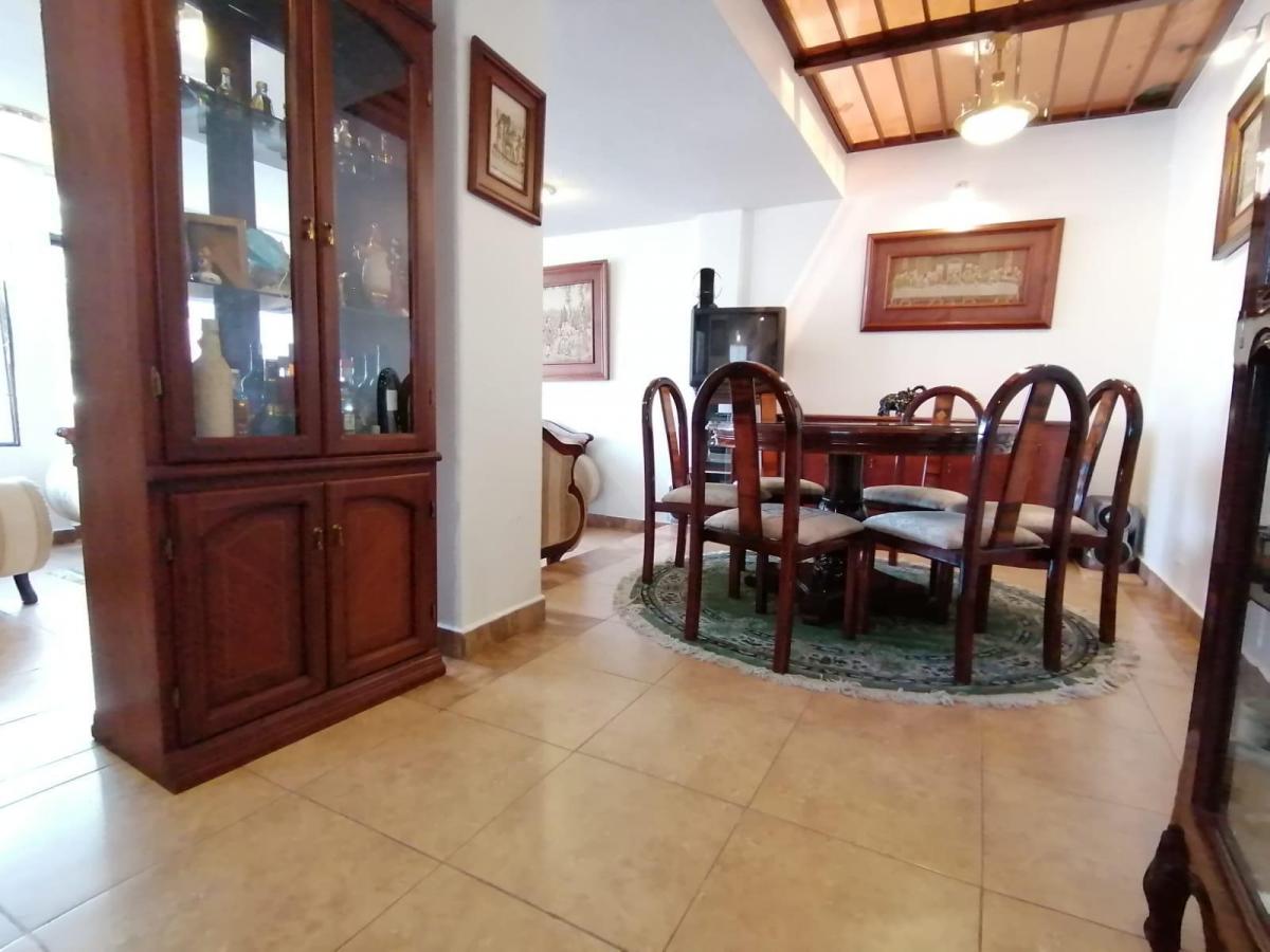 H/ Quito Tenis Bajo, Casa en Venta Usd — imagen 10