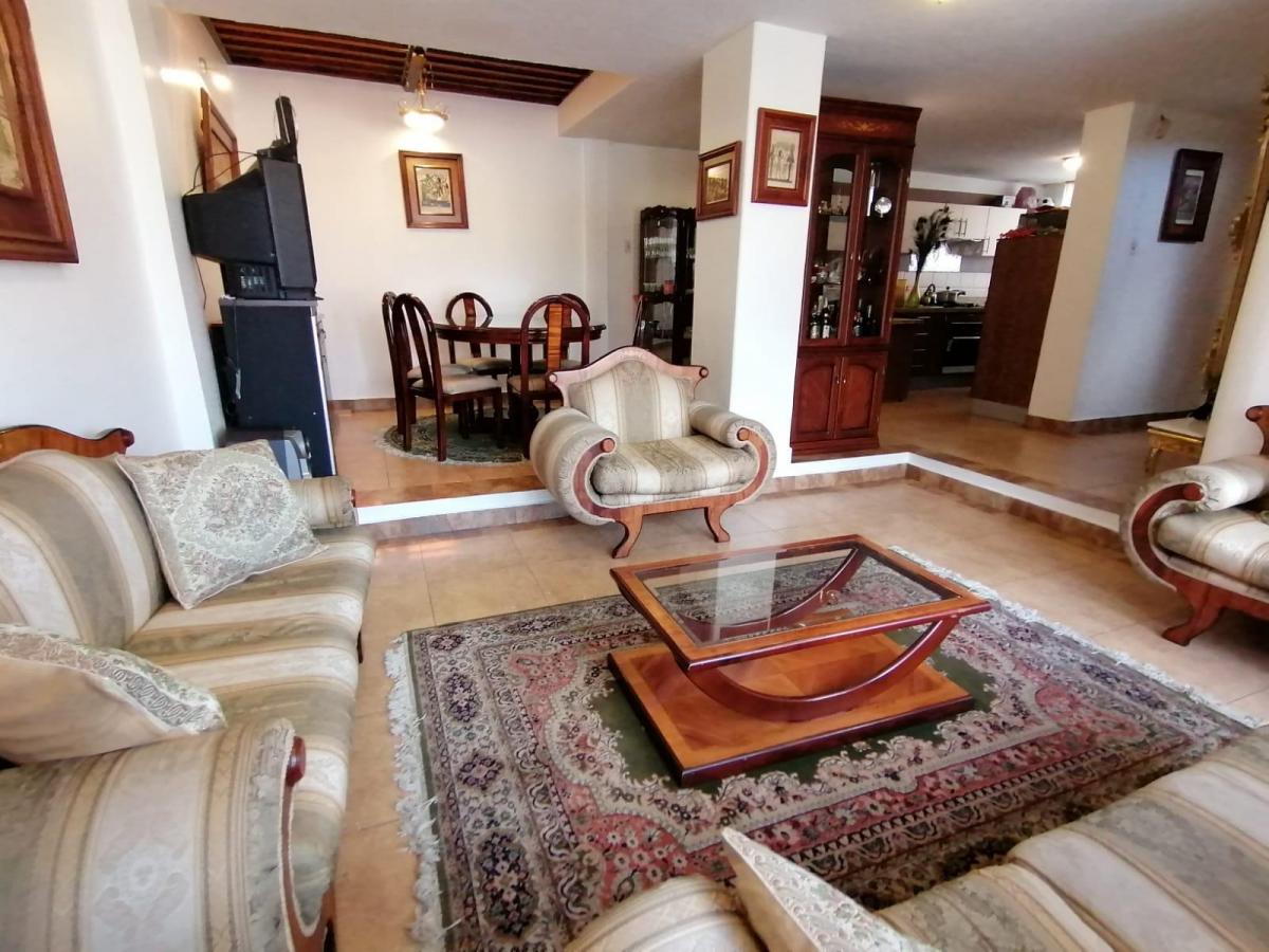 H/ Quito Tenis Bajo, Casa en Venta Usd — imagen 9