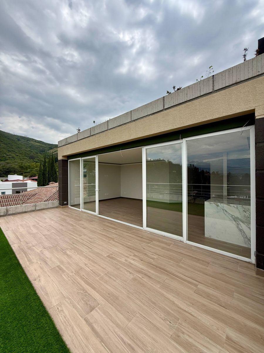 Departamento 2 Habitaciones con Terraza - en Venta - Tumbaco - 104 m² — imagen 6
