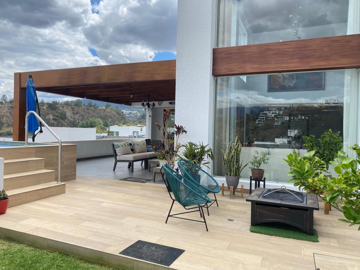 Cumbaya 3 Dorm., Doble Altura, Vista, Master Pb — imagen 6