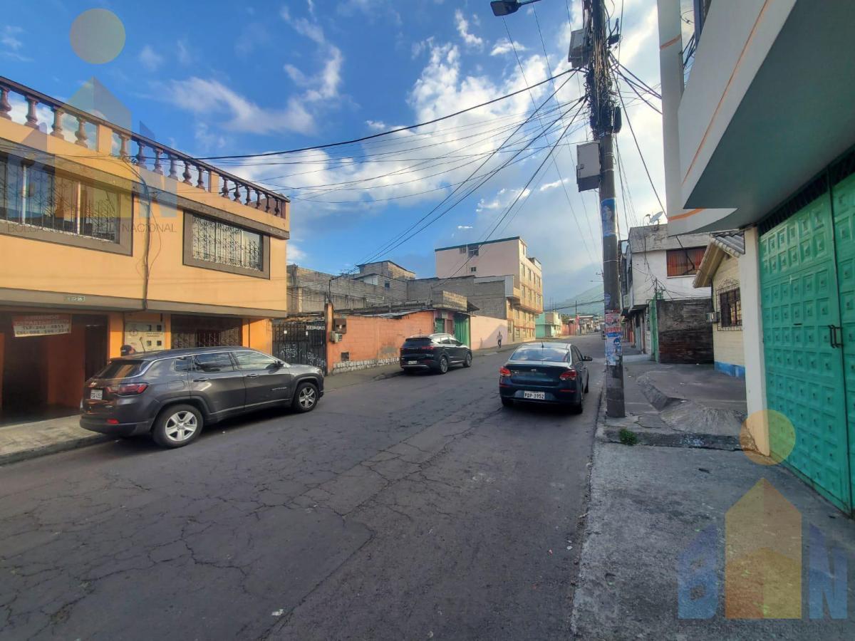 Casa Rentera con Local Al Sur de Quito Sector Chillogallo — imagen 10